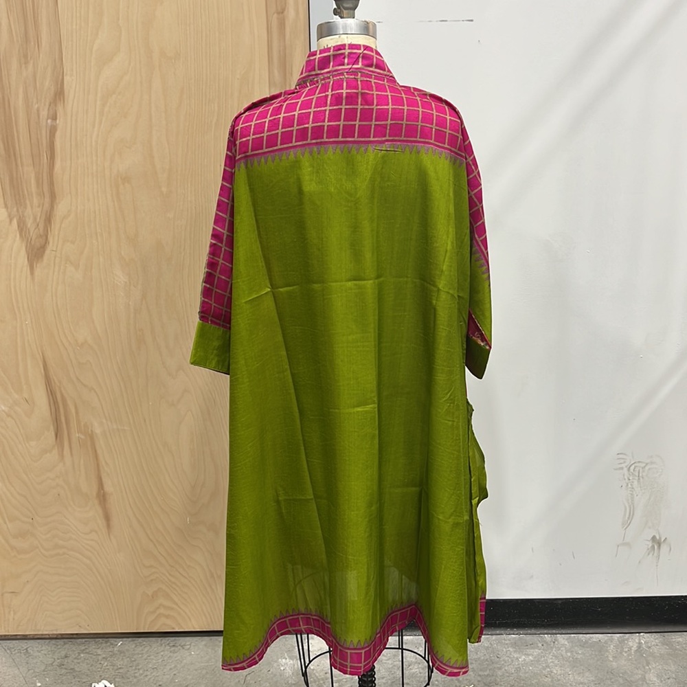 Tunic - Picture 2 of 5